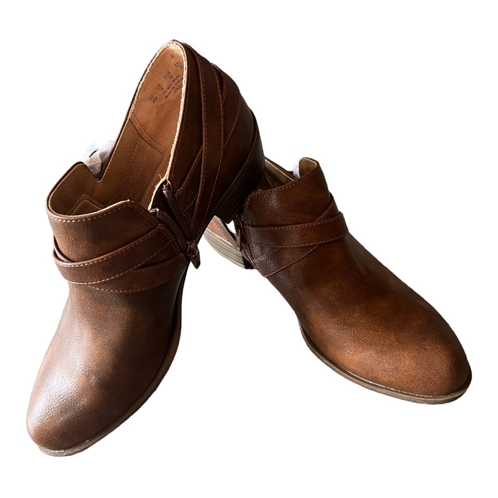 New LIFE STRIDE Adley Brown Ankle BOOTIES Shoes BOOTS 8